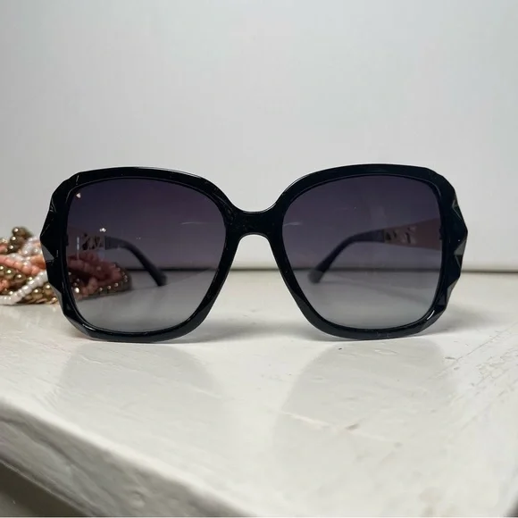 Black & Gold Oversized Square Sunglasses Polarized Tinted w Crystal Frames Nwt - Picture 4 of 13